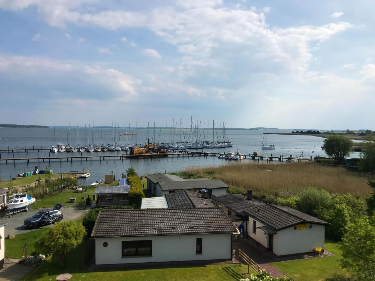 Ferienhaus Suedblick Am Yachthafen Breege Exterior foto